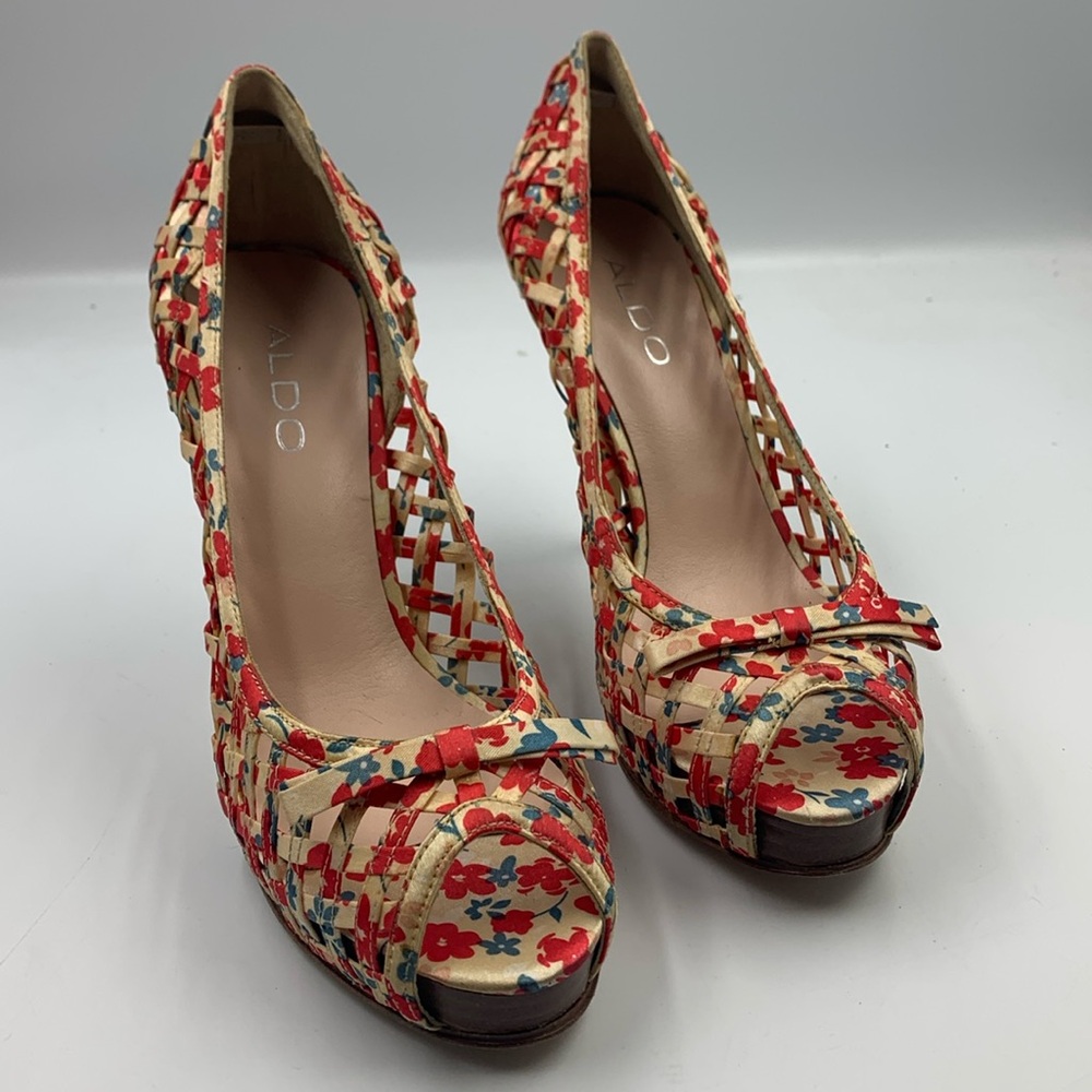 High heel platform pumps.